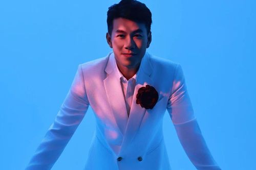 Hồ Trung Dũng giới thiệu album tự sáng tác 'Alive'