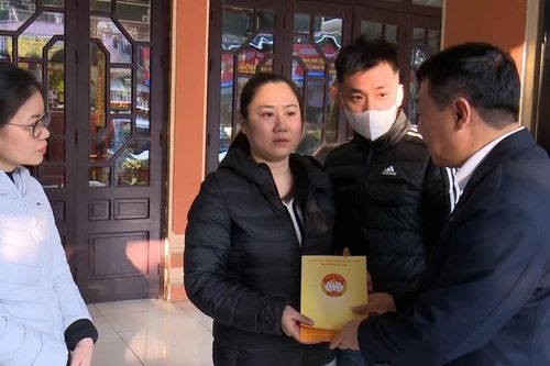 Lãnh đạo Ủy ban MTTQ Việt Nam TP Hà Nội thăm hỏi nạn nhân vụ cháy tại Hà Đông