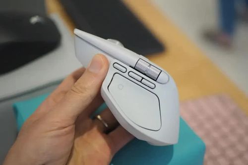 Lỗi ngớ ngẩn của Logitech