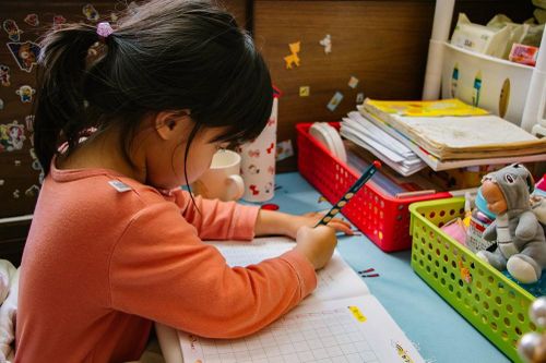 Những cách nuôi dạy con bị chê 'XƯA RỒI' nhưng cha mẹ thông minh không thể bỏ qua