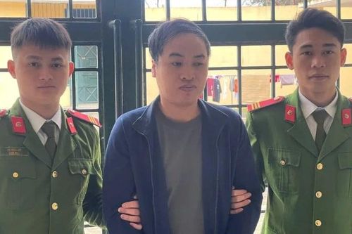 Thanh Hóa: Bắt đối tượng buôn bán hàng trăm khóa Việt-Tiệp giả mạo