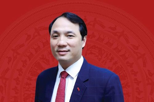 Tiểu sử Phó Trưởng ban Tổ chức Trung ương Hoàng Trung Dũng