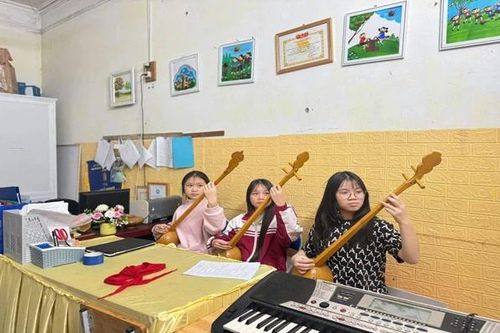 Xây dựng môi trường giáo dục giàu tính nhân văn, đậm đà bản sắc