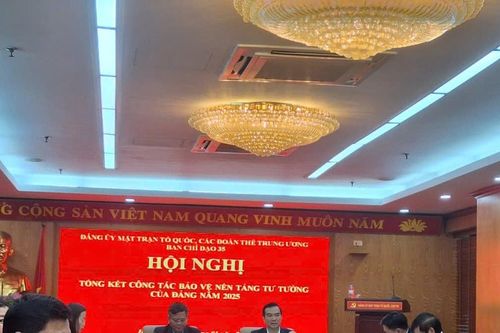 Tăng cường đấu tranh, phản bác thông tin xấu độc trên không gian mạng