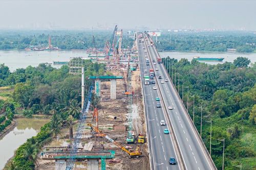 Mở rộng cao tốc TP.HCM - Long Thành: Tiến độ thi công tại cửa ngõ TP.HCM gặp khó do vướng mặt bằng