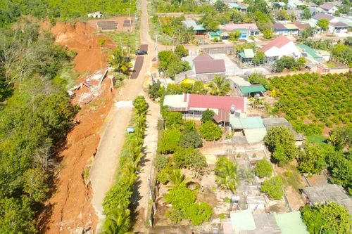 Vì sao nhiều hộ dân ở Gia Lai vẫn cố thủ quanh vực 'tử thần'?