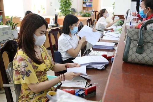 Chế độ phụ cấp với cán bộ, công chức giữ chức danh lãnh đạo sẽ thay đổi ra sao?