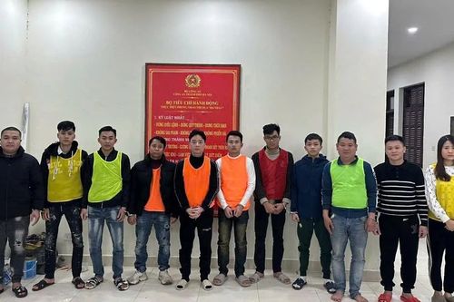 Công an Hà Nội xóa sổ ổ nhóm cho vay lãi nặng, bắt giữ một giám đốc công ty
