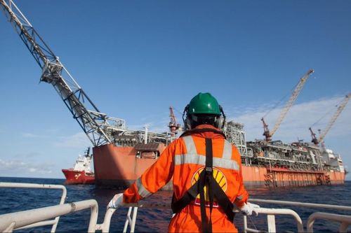 Shell toan tính gì khi quay trở lại Angola?