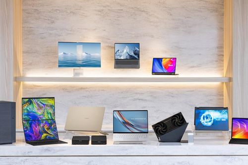 Loạt laptop độc lạ, hấp dẫn nhất tại CES 2026