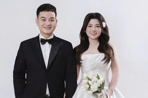 Đám cưới cặp đôi nhà đối diện ở Hà Nội, khách được hỏi 'ăn cỗ nhà nào'
