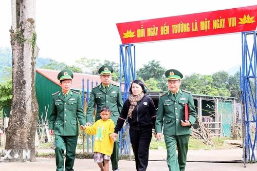 Quảng Trị: Những nỗ lực thầm lặng trong hành trình gieo chữ cho trẻ em vùng cao