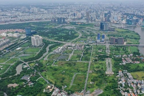 Cẩn thận kịch bản 'bắt tay' gom đất đấu giá khi tiền cọc tăng vọt