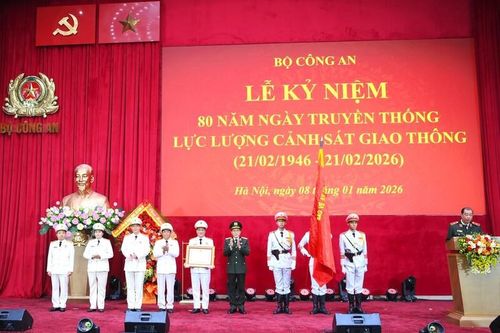 Cục Cảnh sát giao thông đón nhận Huân chương Quân công hạng Nhất