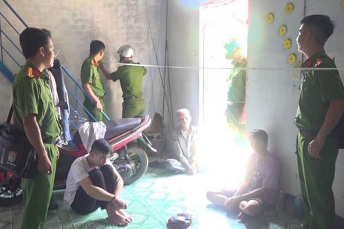 Bắt quả tang 3 đối tượng tổ chức sử dụng trái phép chất ma túy
