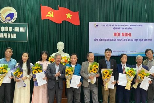 Nâng cao vị thế của văn học Đà Nẵng