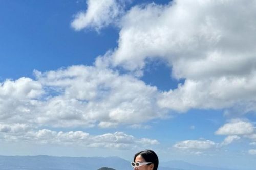 Gia Lai: Hoàng Thùy trekking 8 tiếng chinh phục đỉnh Chư Nâm 1.472 m