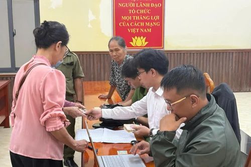 Phường Tây Nha Trang chi hỗ trợ đợt 2 cho hơn 47.000 người bị thiệt hại do mưa lũ