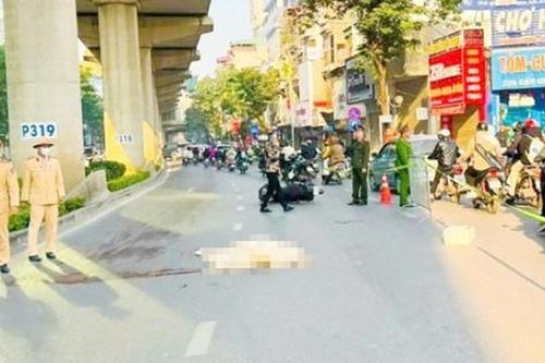 Bản tin TNGT 8/1: Phóng nhanh, vượt ẩu, nam thanh niên tử vong dưới gầm xe bán tải