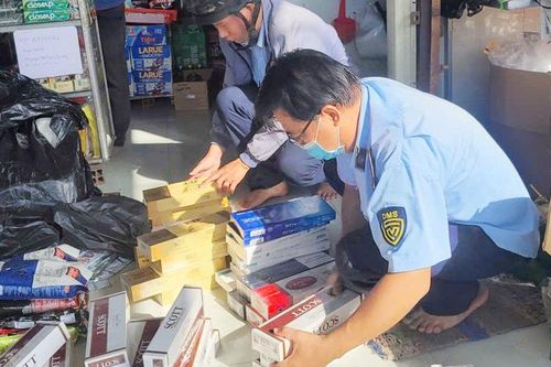 Quản lý thị trường Vĩnh Long đẩy mạnh kiểm tra, xử lý vi phạm trong kinh doanh thuốc lá