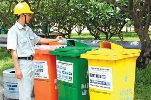 Hà Nội siết phân loại rác tại nguồn từ ngày 8/1