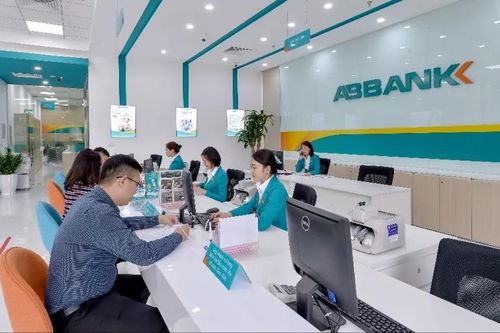 Một ngân hàng tăng lãi suất tới 9,65% cho khách hàng VIP
