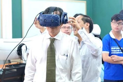 Đại học mở ngành liên quan đến trí tuệ nhân tạo, công nghệ số, xu thế hay cánh cửa tương lai?