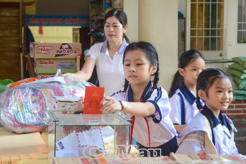 Chung tay làm việc tốt