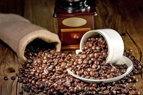 Sai lầm khi pha cà phê khiến người đàn ông 50 tuổi suy thận