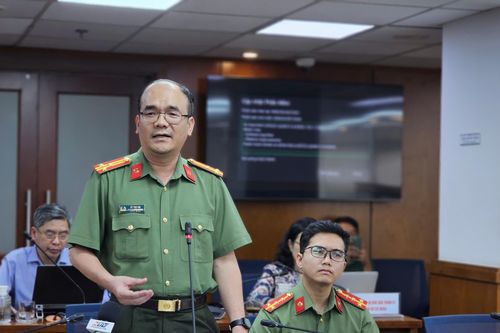 Công an TP.HCM cảnh báo loạt chiêu lừa đảo gia tăng mạnh dịp Tết