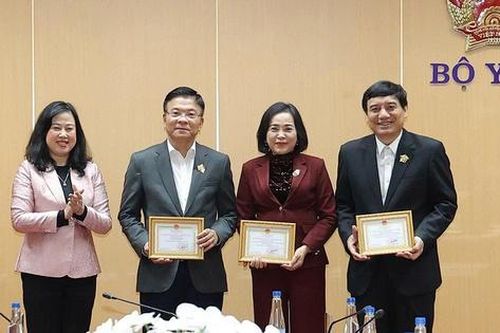 Năm 2025 đánh dấu bước hoàn thiện quan trọng về thể chế cho công tác bảo vệ, chăm sóc và nâng cao sức khỏe Nhân dân