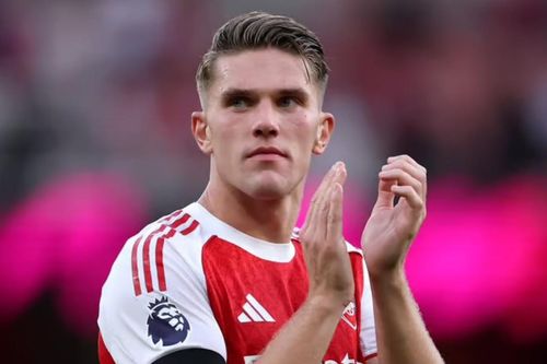 Gyokeres vô hại trước Liverpool