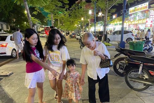 Không ai hiểu con bằng cha mẹ