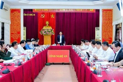 Nghệ An: Người đứng đầu sẽ bị xem xét cho thôi chức vụ nếu không hoàn thành 5 chỉ tiêu kinh tế-xã hội cơ bản
