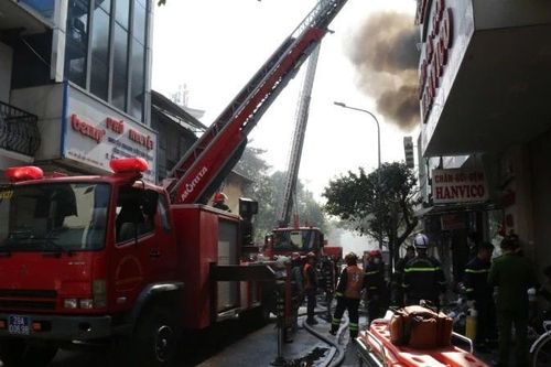 Thông tin chính thức về vụ cháy tại số nhà 84, phố Lê Lợi, phường Hà Đông