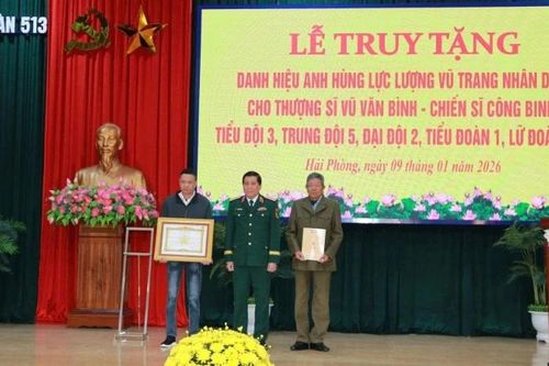 Truy tặng Thượng sĩ Vũ Văn Bình danh hiệu Anh hùng Lực lượng vũ trang nhân dân