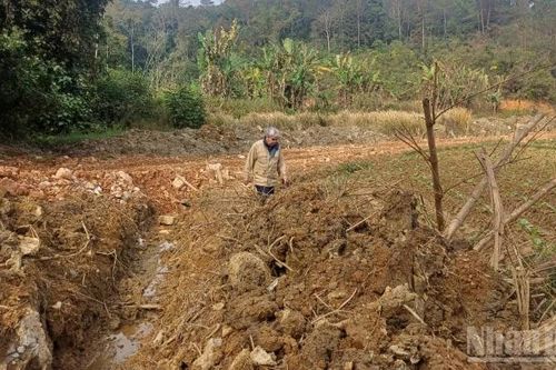 Cao Bằng: Dân thiếu nước sản xuất do công trình thủy lợi chậm tiến độ