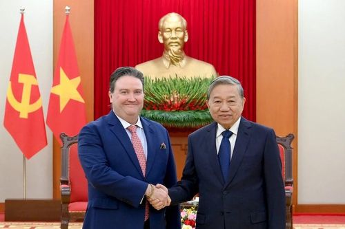 Tổng Bí thư Tô Lâm tiếp Đại sứ Hoa Kỳ Marc Knapper