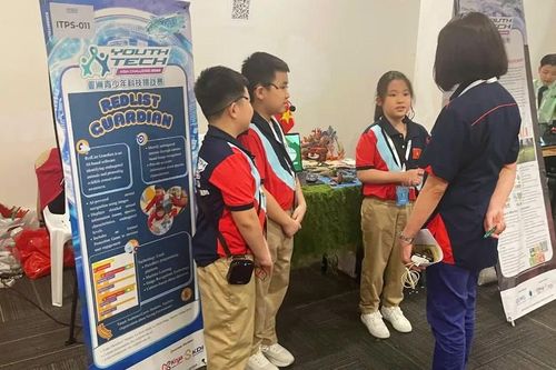Đoàn học sinh Việt Nam thắng lớn tại cuộc thi Thử thách công nghệ trẻ châu Á