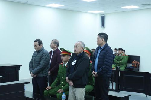 Hai cựu lãnh đạo Ban Quản lý dự án tỉnh Đắk Lắk bị tuyên 8 năm tù
