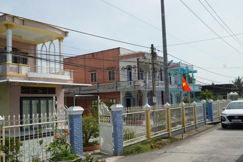 'Phố' nhà lầu
