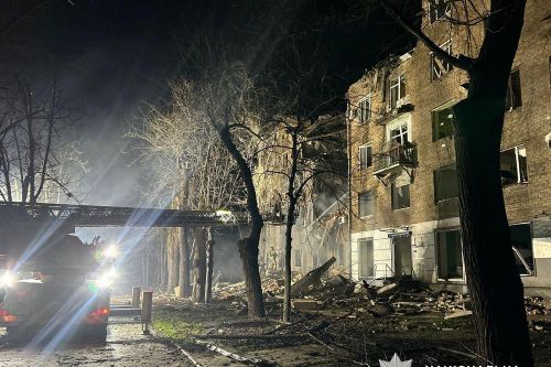 Kiev bị tên lửa tấn công, Ukraine phủ nhận để mất làng tiền tuyến ở Sumy