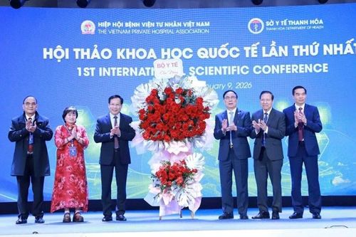 Nâng cao sức mạnh hợp tác công - tư và tinh thần hội nhập của cộng đồng y khoa