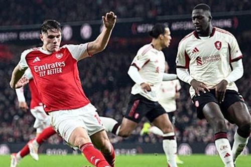 Arsenal chia điểm Liverpool: Nỗi lo hàng công đe dọa tham vọng vô địch Premier League