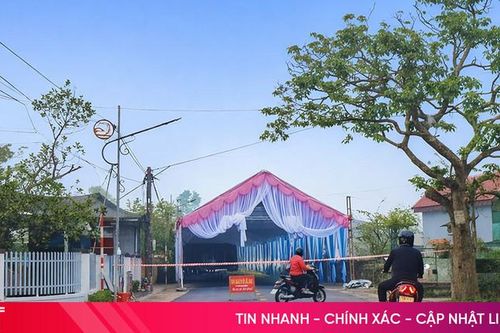 Rạp cưới chắn đường: Vì sao nếp sống văn minh vẫn bị bỏ quên?
