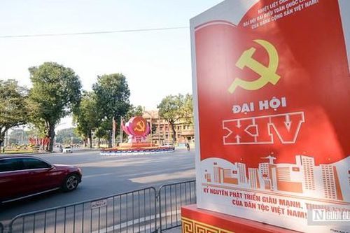 Hà Nội trang hoàng rực rỡ chào đón Đại hội lần thứ XIV của Đảng