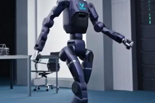 Qualcomm 'chơi lớn' với công nghệ chip robot hình người tại CES 2026