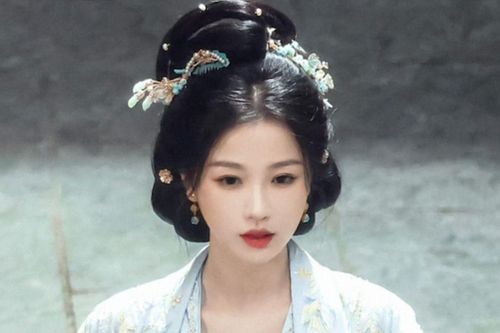 Tạo hình đầu tiên của Ngu Thư Hân trong Vân Sơ Lệnh