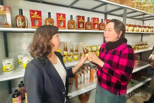 Gia Lai: Khai trương mô hình thương mại hai chiều vùng cao
