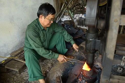 Lửa rèn cuối năm